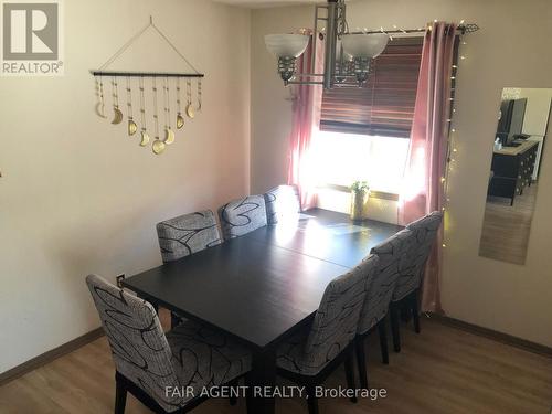562 Erinbrook Drive, Kitchener, ON - Indoor Photo Showing Dining Room