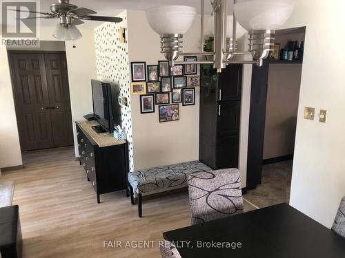 562 Erinbrook Drive, Kitchener, ON - Indoor Photo Showing Other Room