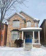 16 SILVERDALE ROAD N  Markham, ON L6B 0N5