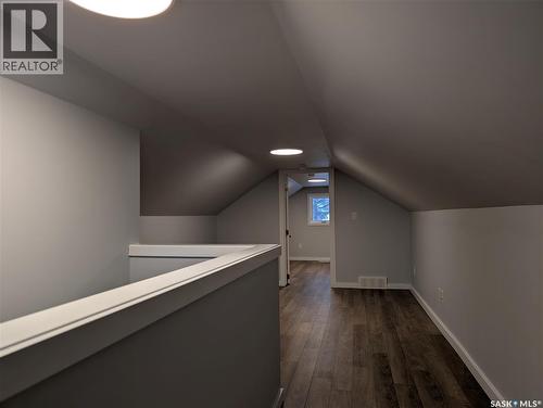 102 32Nd Street W, Saskatoon, SK - Indoor Photo Showing Laundry Room