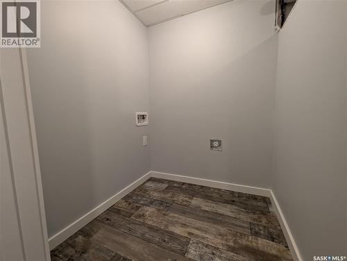 102 32Nd Street W, Saskatoon, SK - Indoor Photo Showing Other Room