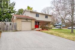 585 BURWASH STREET Cobourg, ON K9A 1Y7