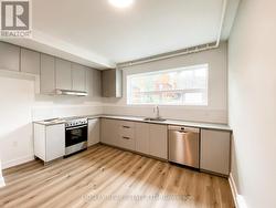 9 - 14 WADSWORTH BOULEVARD  Toronto, ON M9N 2G2