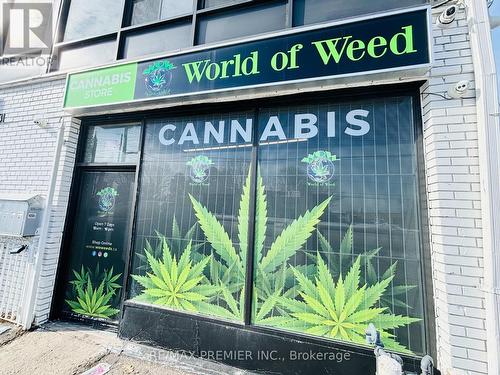 983 Lakeshore Road E, Mississauga, ON 