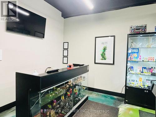 983 Lakeshore Road E, Mississauga, ON 