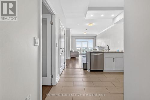 1109 - 260 Villagewalk Boulevard, London North, ON - Indoor