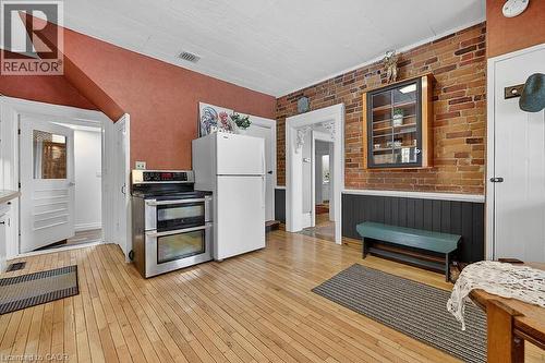 149 Argyle Street N, Caledonia, ON - Indoor