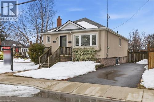 32 AUDREY Street  Hamilton, ON L8V 1G4