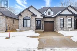 504 ROYAL RIDGE COURT  Fort Erie (Ridgeway), ON N9V 3W4