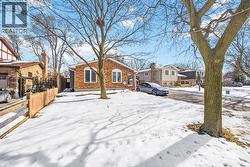 924 Westbury COURT  Sarnia, ON N7T 7R7