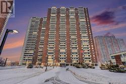 1503 - 5 MASSEY SQUARE  Toronto, ON M4C 5L6