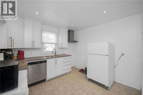 246 Ottawa Street S, Hamilton, ON - Indoor Photo Showing Kitchen With Double Sink