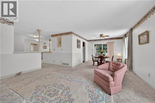 4 Hunter Road, Grimsby, ON - Indoor