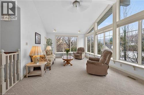 4 Hunter Road, Grimsby, ON - Indoor