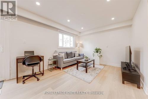 4023 Bishopstoke Lane, Mississauga, ON - Indoor