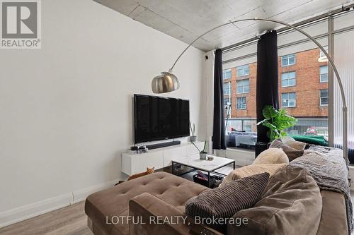 201 - 383 Cumberland Street, Ottawa, ON - Indoor