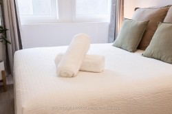 239-760 Lawrence Avenue  Toronto, ON M6A 3E7