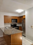 3708-30 Grand Trunk Crescent  Toronto, ON M5J 3A3