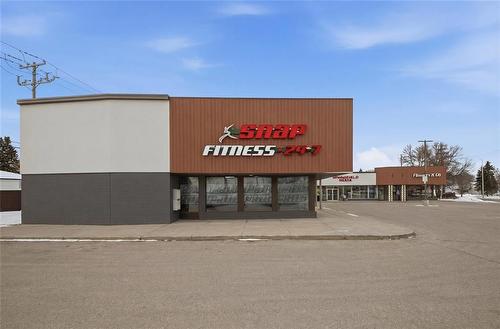 686 Springfield Road, Winnipeg, MB 