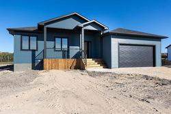 10 Reed Cove  Anola, MB R0E 0A0