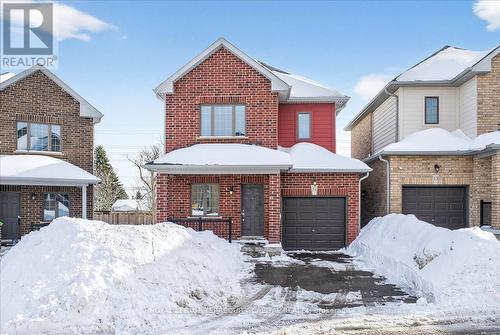 11 BEDFORD ESTATES CRESCENT  Barrie, ON L4N 9K5