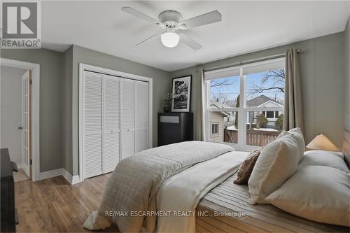 32 Audrey Street, Hamilton, ON - Indoor Photo Showing Bedroom