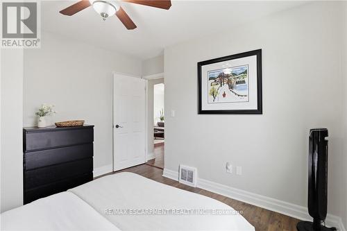 32 Audrey Street, Hamilton, ON - Indoor Photo Showing Bedroom