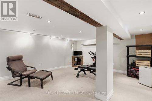 32 Audrey Street, Hamilton, ON - Indoor