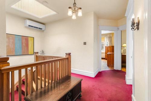 Hall d'entrée/Vestibule - 14 Place Parkman, Westmount, QC - Indoor Photo Showing Other Room