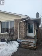 LOWER - 32 MCDOUGALL DRIVE  Thorold (Confederation Heights), ON L2V 4C4