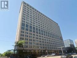 425 - 111 ST CLAIR AVENUE W  Toronto, ON M4V 1N5