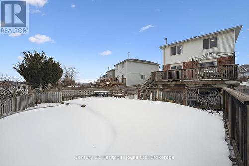 425 Misty Crescent, Kitchener, ON - Outdoor With Exterior