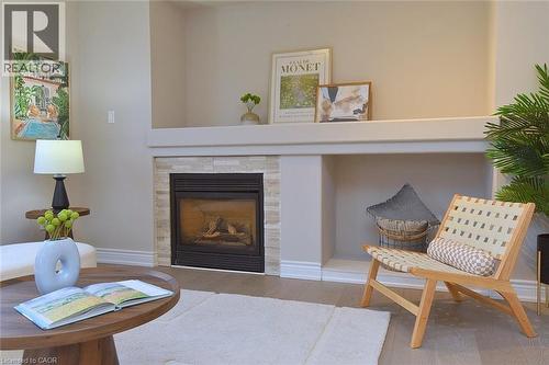 5109 Blue Spruce Avenue, Burlington, ON - Indoor Photo Showing Living Room With Fireplace