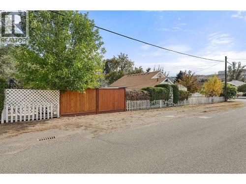 376 Alexander Avenue, Kamloops, BC - Outdoor