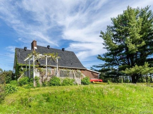 Warehouse - 136 Rg Grand-Sabrevois, Sainte-Anne-De-Sabrevois, QC - Outdoor