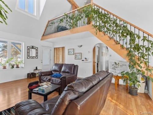 Overall view - 136 Rg Grand-Sabrevois, Sainte-Anne-De-Sabrevois, QC - Indoor Photo Showing Living Room With Fireplace