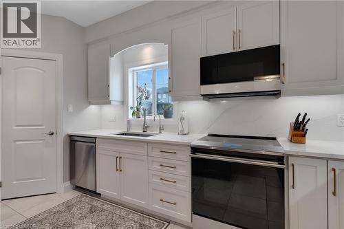 43 Freure Drive, Cambridge, ON - Indoor Photo Showing Kitchen