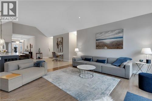 43 Freure Drive, Cambridge, ON - Indoor Photo Showing Living Room