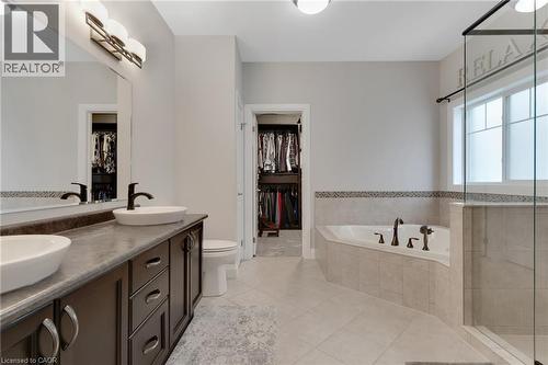 43 Freure Drive, Cambridge, ON - Indoor Photo Showing Bathroom