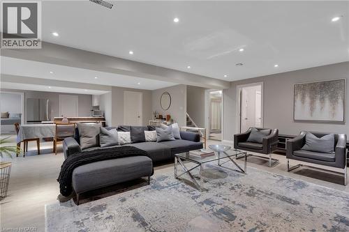 43 Freure Drive, Cambridge, ON - Indoor Photo Showing Living Room