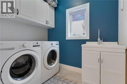 43 Freure Drive, Cambridge, ON - Indoor Photo Showing Laundry Room