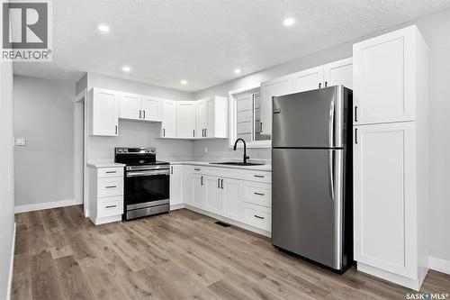 1909 Montreal Street, Regina, SK - Indoor Photo Showing Kitchen
