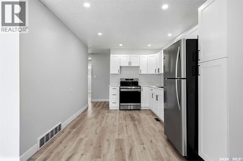 1909 Montreal Street, Regina, SK - Indoor Photo Showing Kitchen