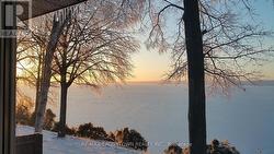 13 GEORGINA DRIVE  Oro-Medonte, ON L4M 1E9