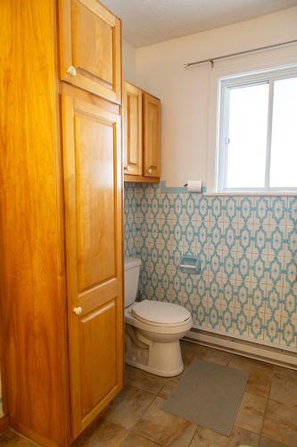 Salle de bains - 101 Rue Decelles, Granby, QC - Indoor Photo Showing Bathroom