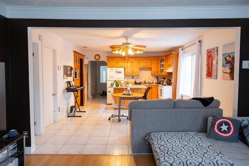 Vue d'ensemble - 101 Rue Decelles, Granby, QC - Indoor Photo Showing Living Room