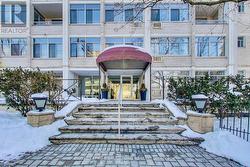 212 - 335 LONSDALE ROAD  Toronto, ON M5P 1R4