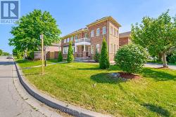 5616 MARGARITA CRESCENT  Mississauga, ON L5M 6Z2