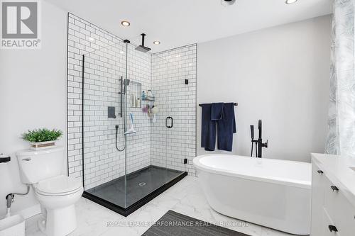 2061 Lajoie Street, Alfred And Plantagenet, ON - Indoor Photo Showing Bathroom