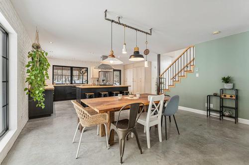 Salle à manger - 2658 Rue De Champlain, Dunham, QC - Indoor Photo Showing Dining Room
